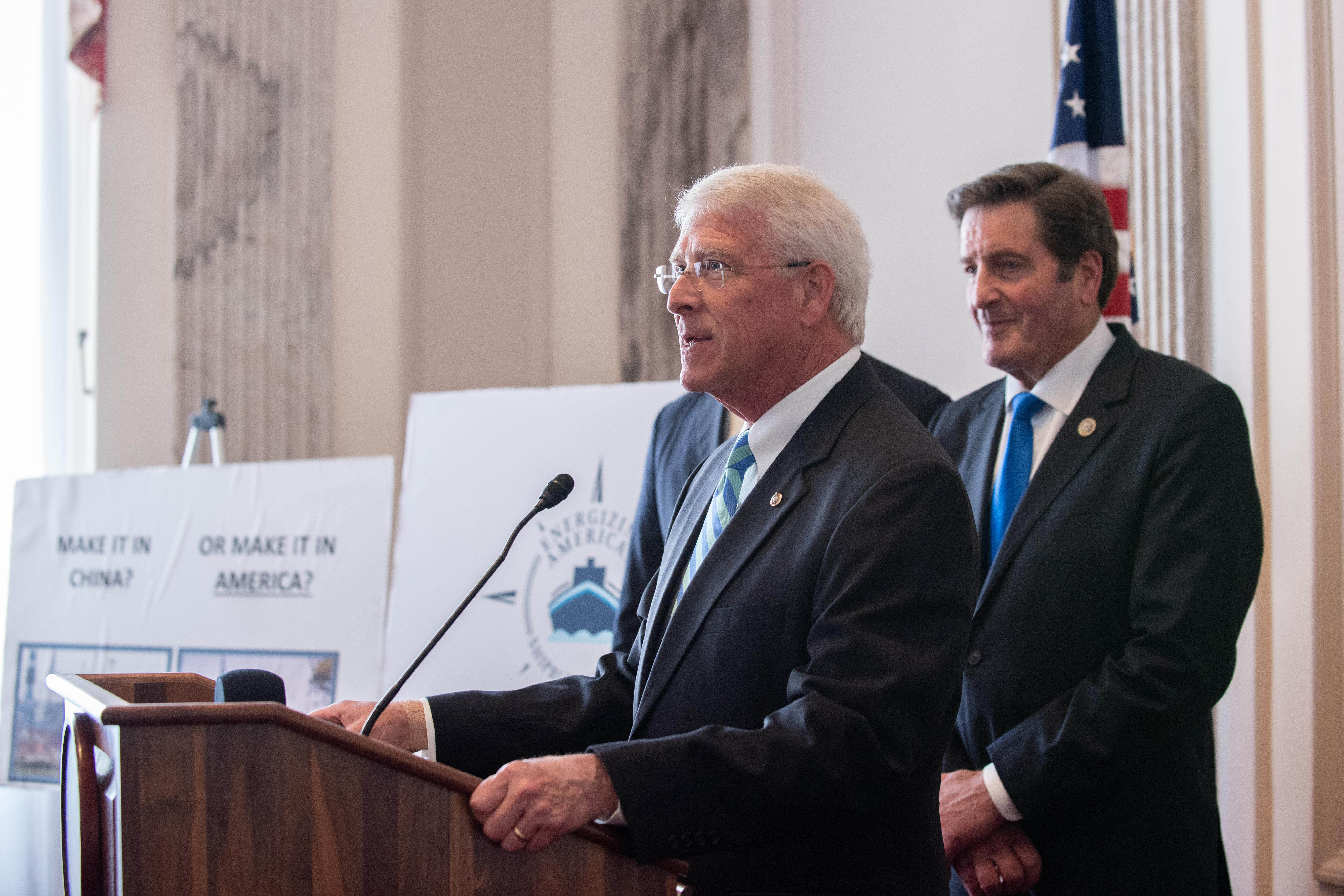 Wicker Announces $232,000 to Upgrade Community Facilities, Vehicles