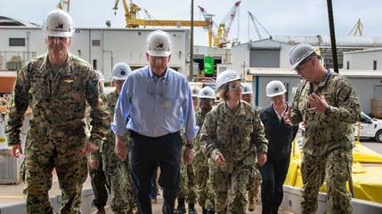 Senator Wicker Visits Gulf Coast Shipyards With Navy, Marine Corps Leadership