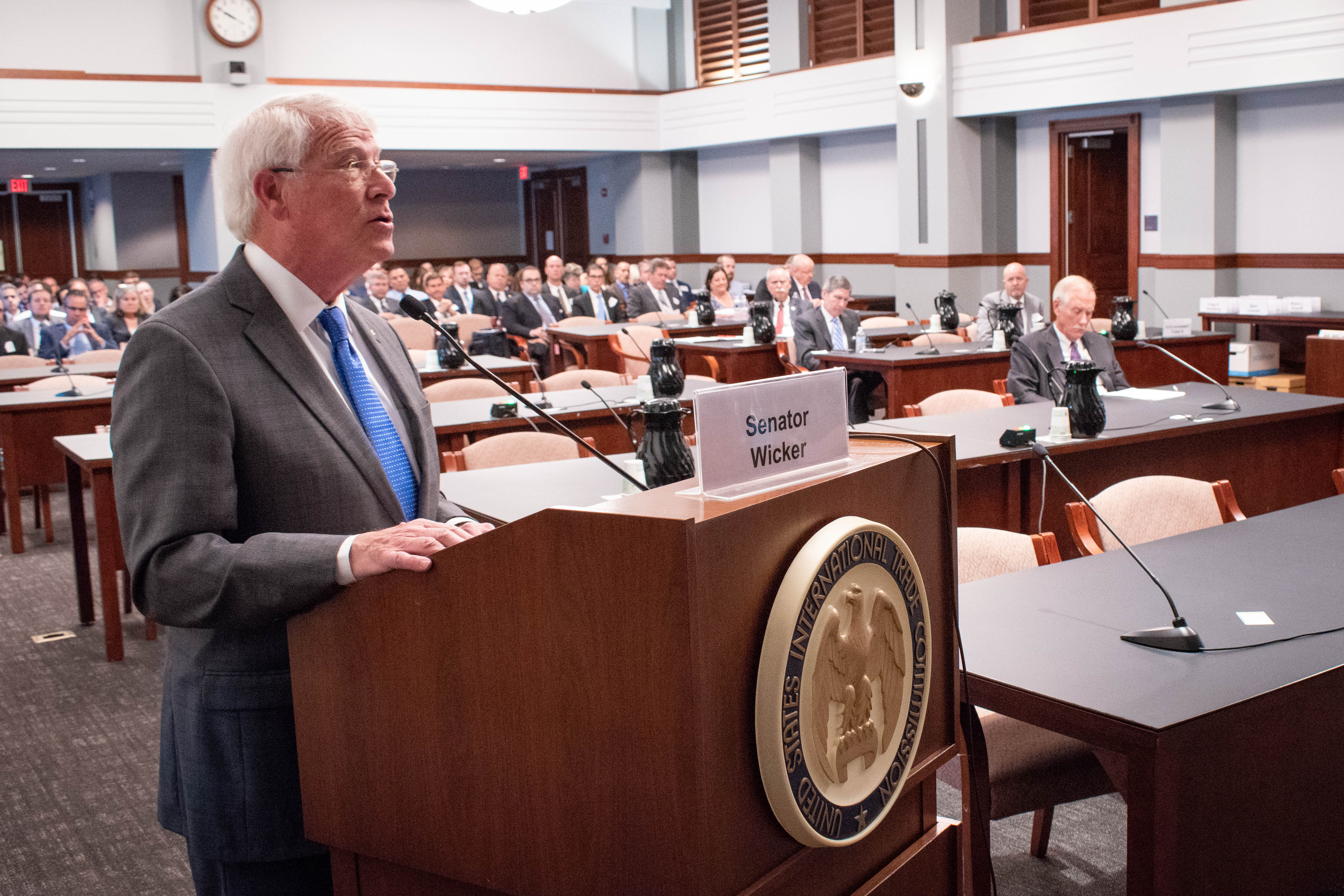 Wicker Fights Newsprint Tariffs