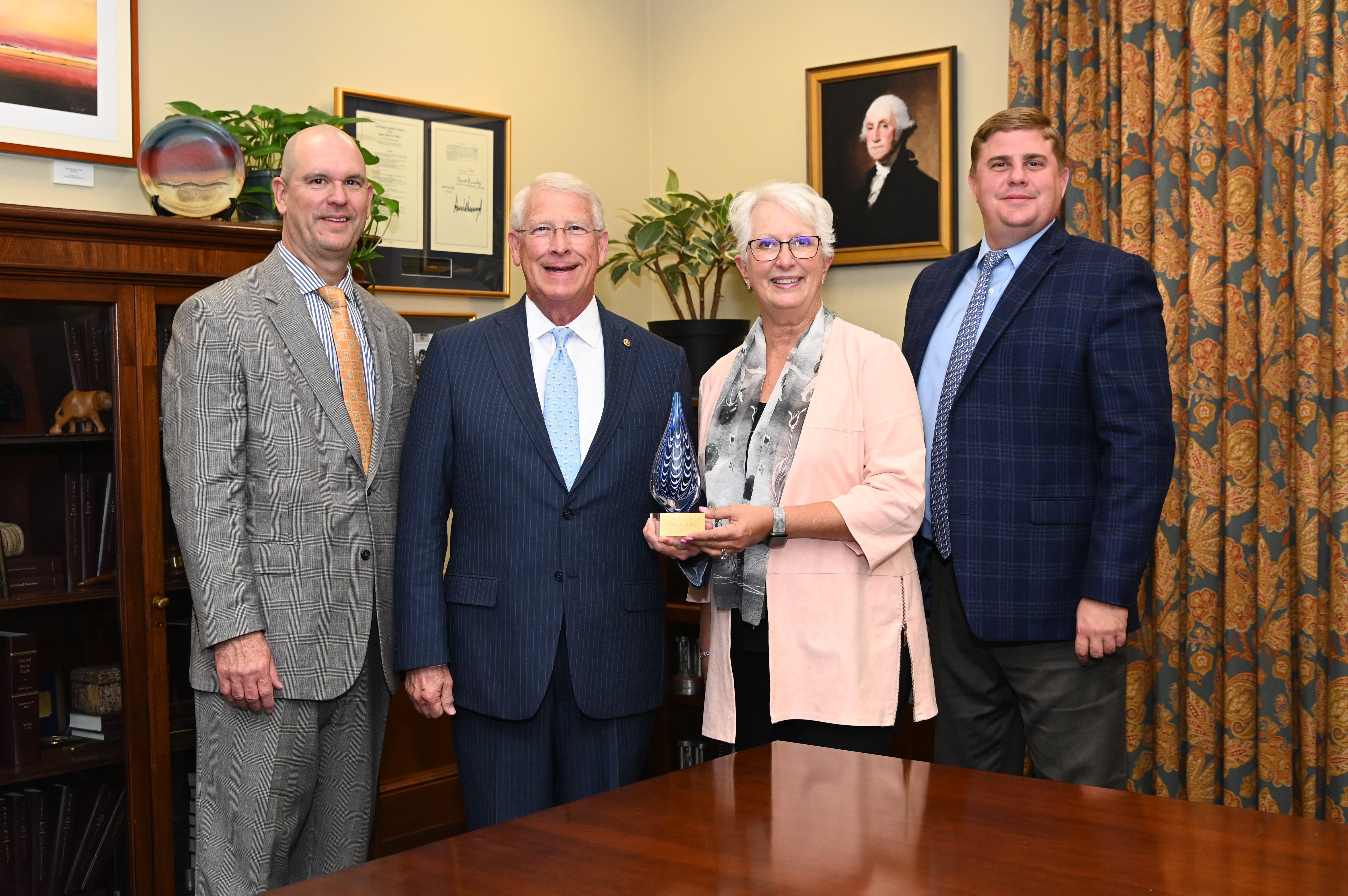Wicker Receives Maritime Champion Award