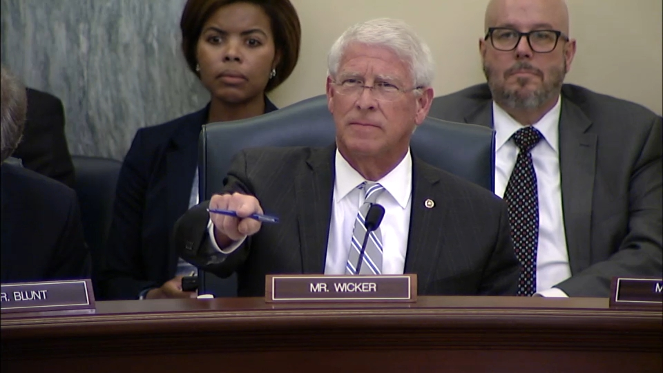Wicker Assesses Spectrum Needs in ‘Race to 5G’