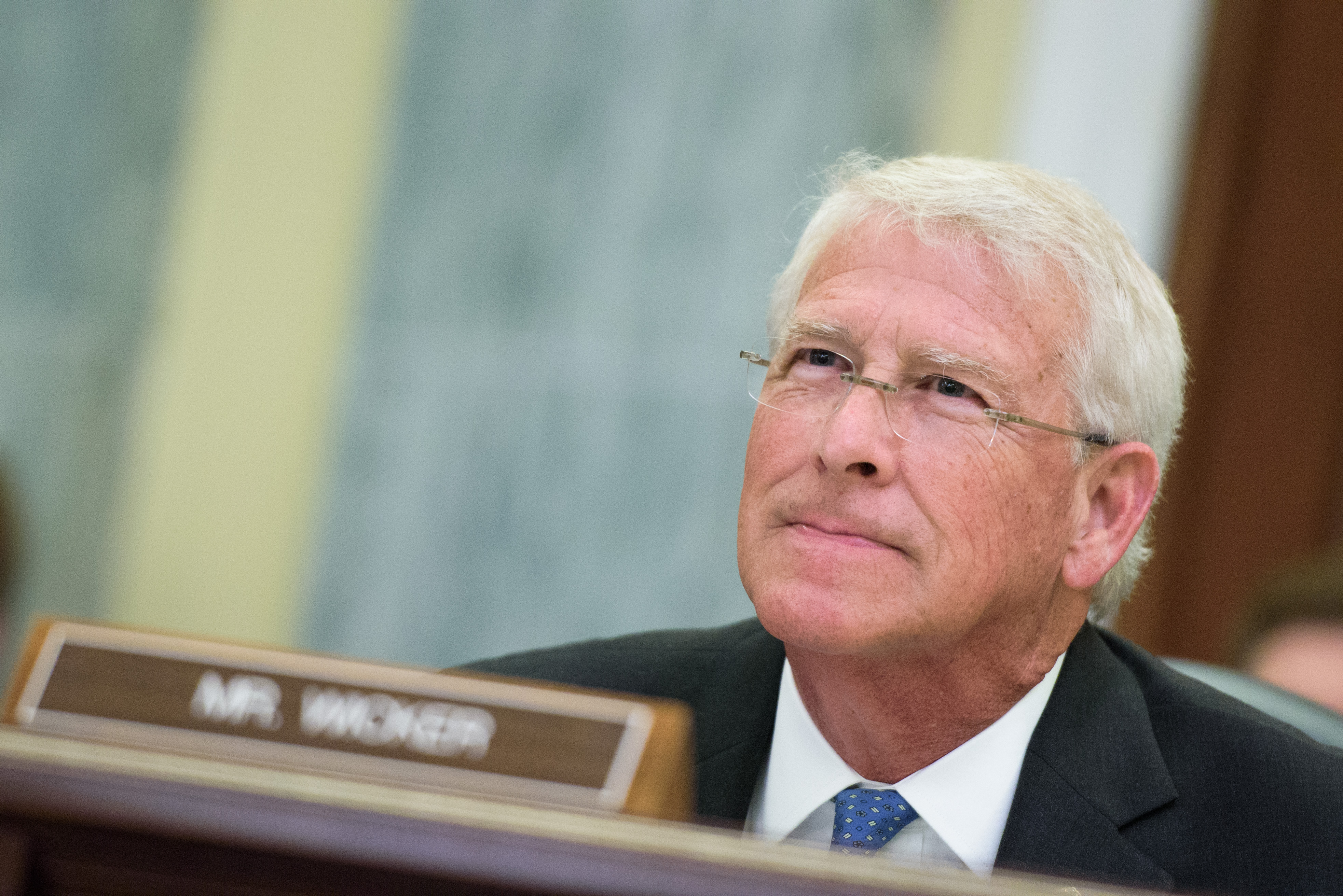 Wicker Supports New Effort to Fight Opioid Abuse