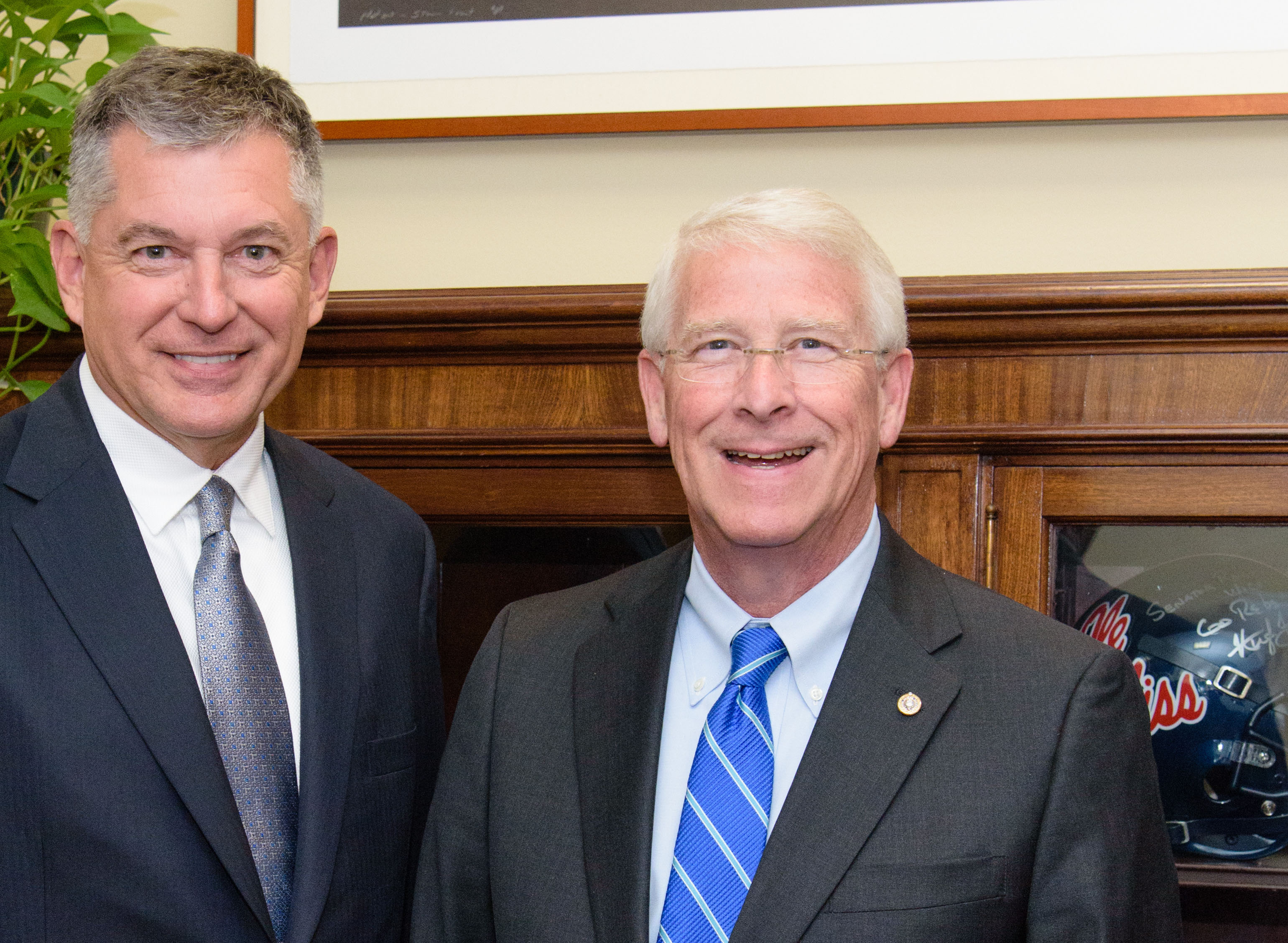 Wicker Meets With Leader of Miss. National Guard