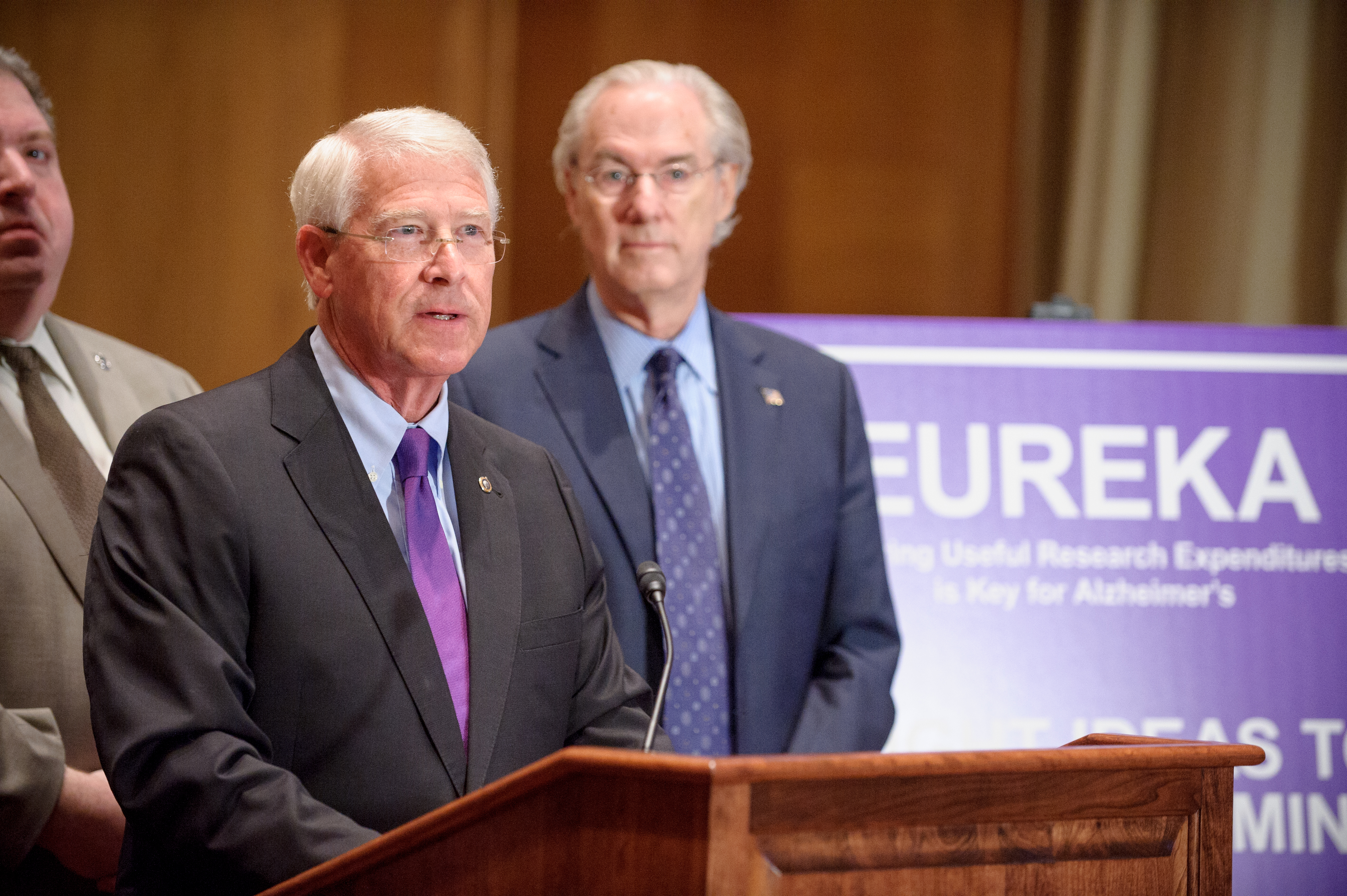 Wicker Underscores Critical Role of Family Caregivers During Alzheimer’s Awareness Month