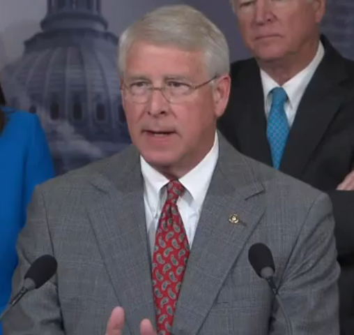 Wicker, Cochran Support Repeal of Military Pensions Cut