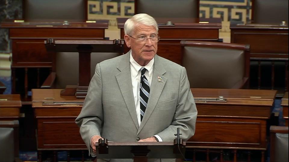 Wicker, Whitehouse, King Introduce Bipartisan Bill to Support Aquaculture Farmers and Harvesters