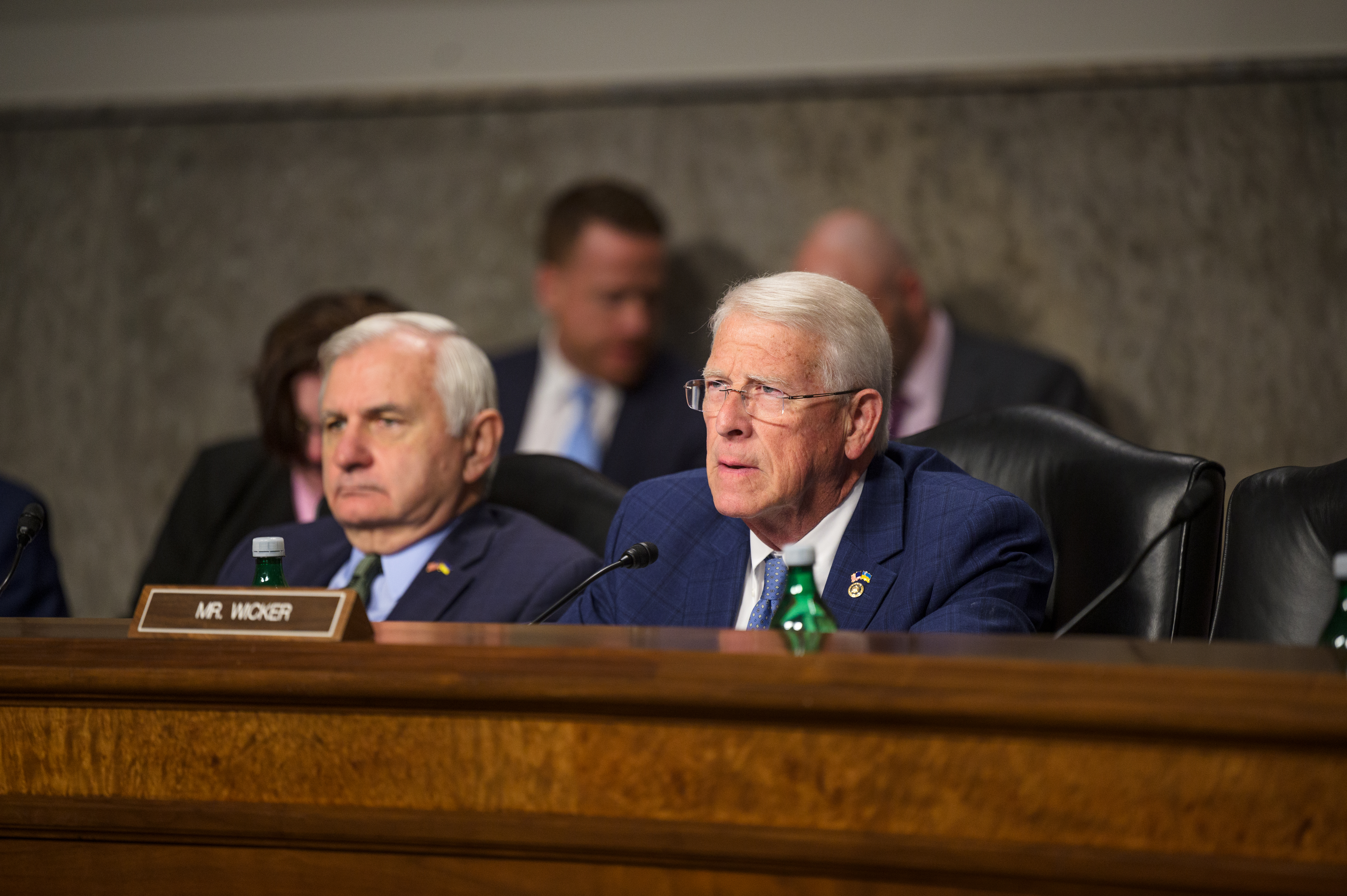 Wicker Votes to Avoid Shutdown