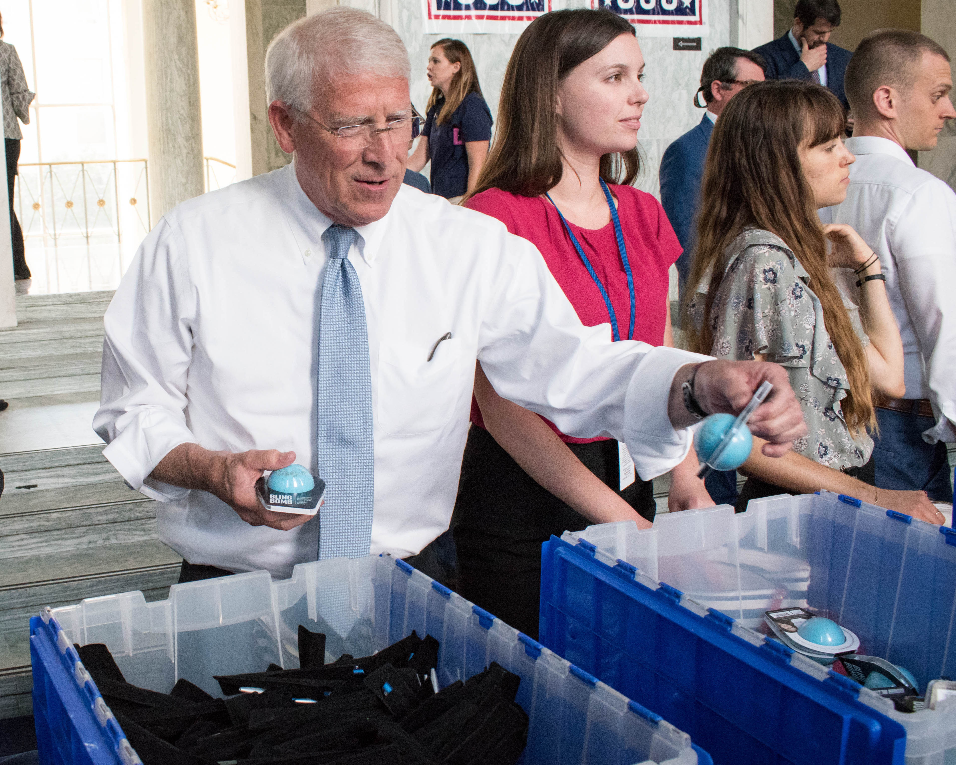 Wicker Assembles Care Packages for U.S. Military Spouses