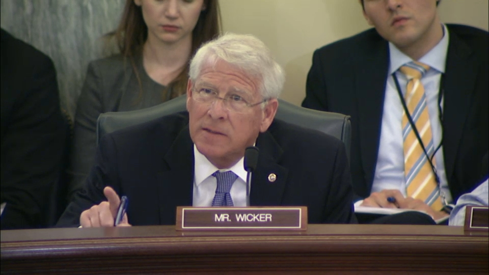 Wicker, Klobuchar Bill to Promote Precision Agriculture, Rural Broadband Passes Committee