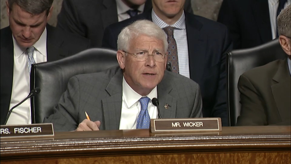 Wicker Questions Air Force Leadership on Pilot Shortage